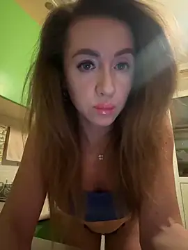 MarinaDiva11 74 online show from 10/15/25, 07:47