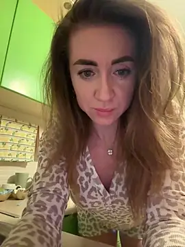 MarinaDiva11 74 online show from 10/28/25, 07:49