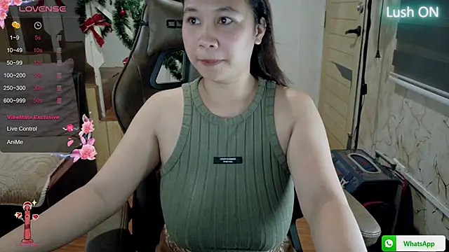 Snapshot of sweet-candy07 chatting on 11/19/25, 09:26 sweet-candy07 online show from 11/19/25, 09:26