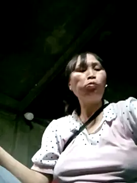 maple694 online show from 10/22/25, 08:36