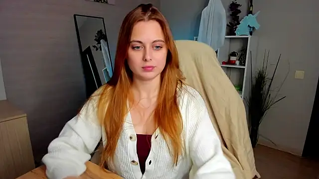 Snapshot of Alice_Wander chatting on 11/11/25, 11:43 Alice Wander online show from 11/11/25, 11:43