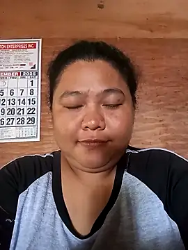 Perfect smile01 online show from 11/25/25, 01:16