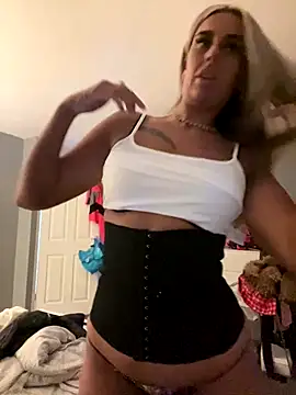 EllieMaeBaby online show from 11/22/25, 05:56