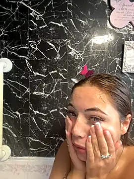 AroraAngel online show from 10/21/25, 01:23