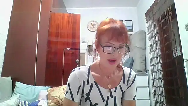 Mellana online show from 10/05/25, 01:53