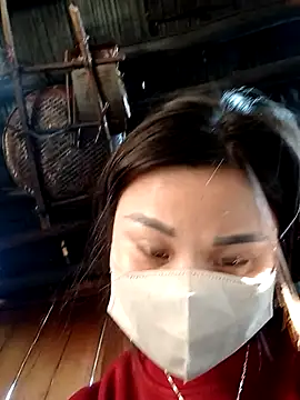 Snapshot of daisy_will chatting on 11/26/25, 01:28 daisy will online show from 11/26/25, 01:28