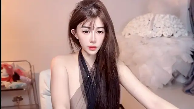 Snapshot of Tina-a chatting on 09/26/25, 11:03 Tina-a online show from 09/26/25, 11:03