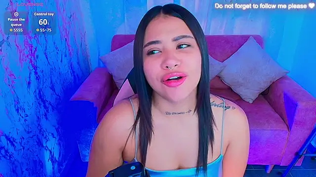 Snapshot of nicemiiaa7_ chatting on 09/17/25, 02:30 nicemiiaa7 online show from 09/17/25, 02:30