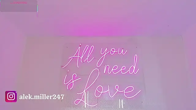 aleksandramiller  online show from 09/24/25, 12:30