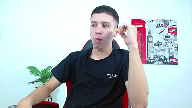 Cumandres18 online show from 11/12/25, 02:06