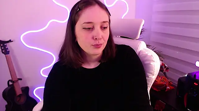 FallenAngel- online show from 10/04/25, 12:52