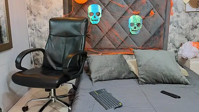 Apolo rousse1 online show from 10/14/25, 09:15