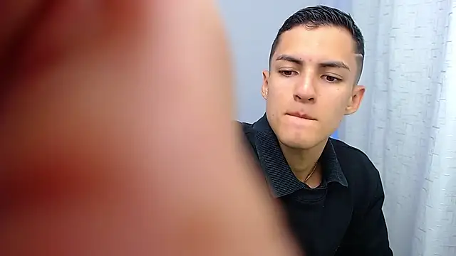 Matiius18 online show from 10/22/25, 01:55