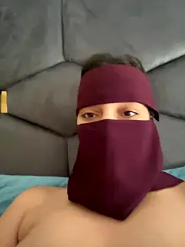 Snapshot of Rabroba89six chatting on 09/19/25, 05:35 Rabroba89six online show from 09/19/25, 05:35