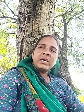 Snapshot of Radha_hotx chatting on 09/16/25, 08:15 Radha hotx online show from 09/16/25, 08:15