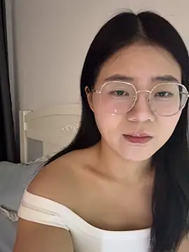 Snapshot of Ella-A9 chatting on 09/27/25, 02:55 Ella-A9 online show from 09/27/25, 02:55