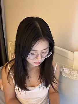 Snapshot of Ella-A9 chatting on 09/28/25, 02:55 Ella-A9 online show from 09/28/25, 02:55