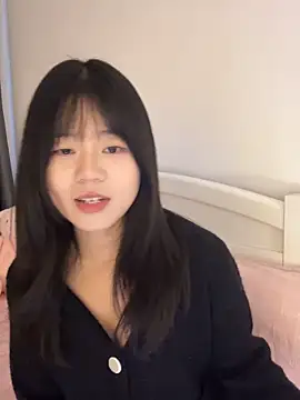 Ella-A9 online show from 10/14/25, 05:41