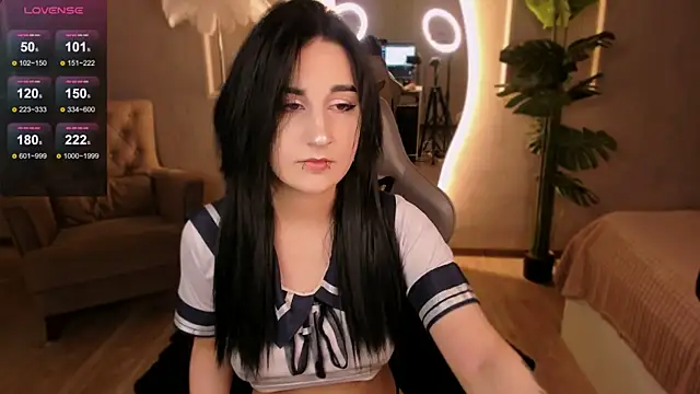 Snapshot of Lii_Rose chatting on 10/04/25, 08:29 Lii Rose online show from 10/04/25, 08:29