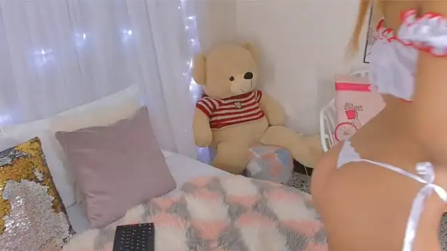 looklikeamovie online show from 11/17/25, 07:08