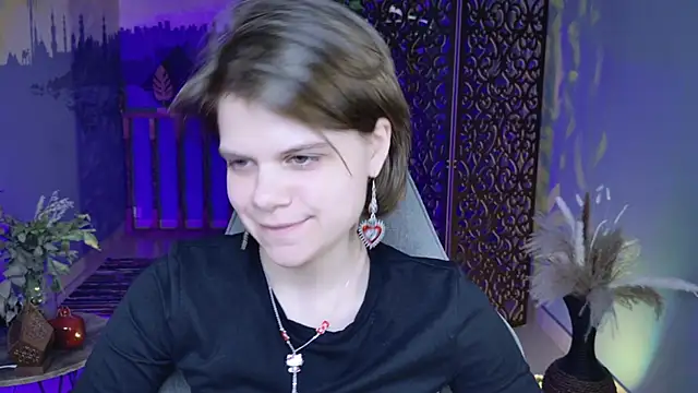 EllieMurler online show from 10/07/25, 09:17