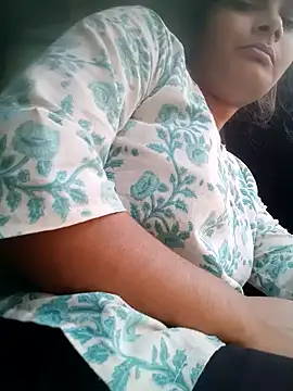 Hot siiii online show from 11/04/25, 03:49