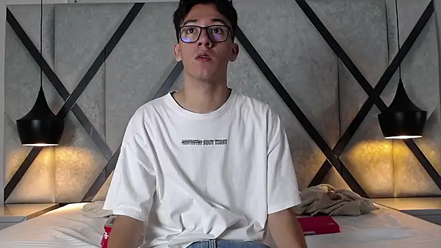 AustinReeds online show from 09/25/25, 12:20