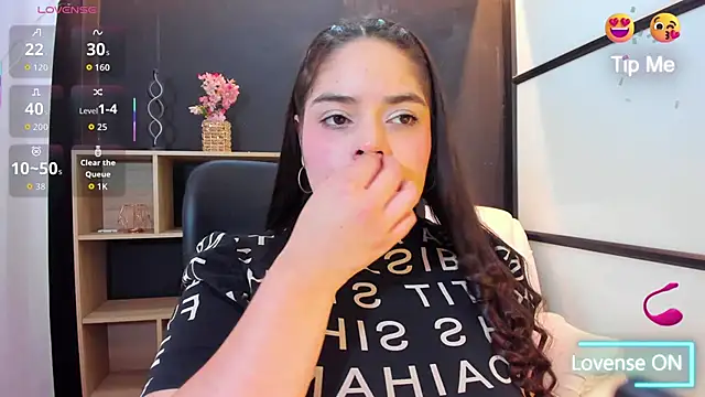 sunnypaytton online show from 09/19/25, 12:39