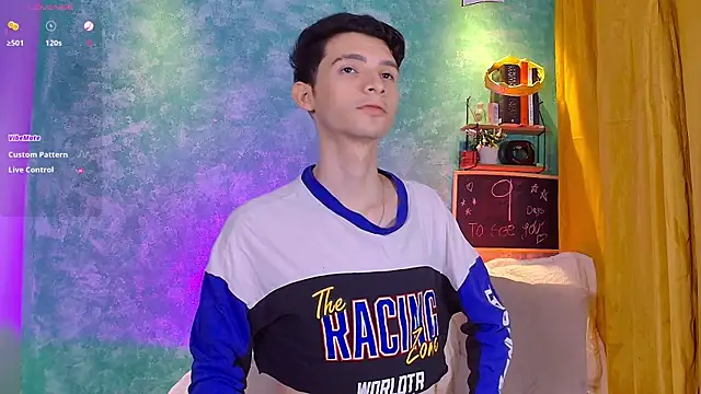 VicenteFerrer online show from 10/16/25, 02:01