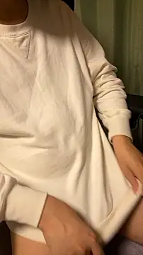 Snapshot of aoba_0n1san chatting on 11/11/25, 11:21 aoba 0n1san online show from 11/11/25, 11:21