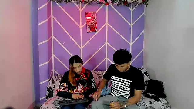 lau and boys18 online show from 10/29/25, 02:19