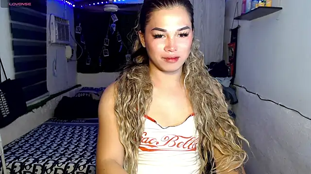 Miss Chloe69 online show from 10/31/25, 02:45