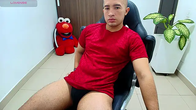 sebastian oconnor77 online show from 10/13/25, 12:38