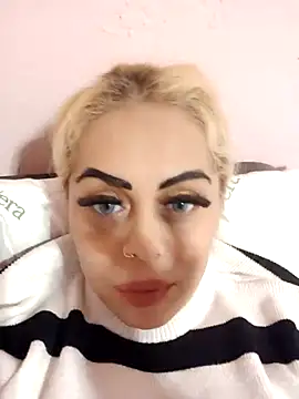 izauri2025 online show from 11/26/25, 07:48