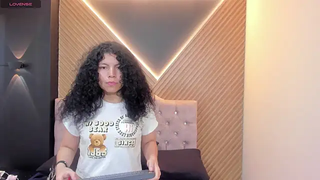 angelita martins online show from 11/21/25, 09:24