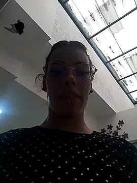 Snapshot of Pamelamiler__ chatting on 10/11/25, 12:04 Pamelamiler online show from 10/11/25, 12:04