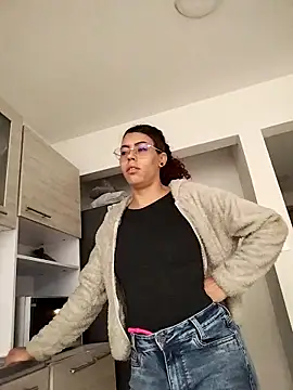 Snapshot of Pamelamiler__ chatting on 10/30/25, 11:55 Pamelamiler online show from 10/30/25, 11:55