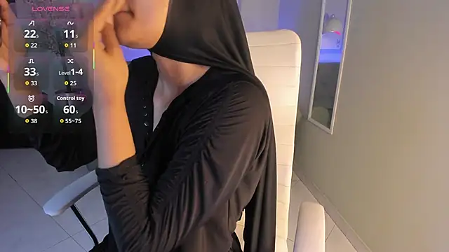 kayla hasab online show from 11/13/25, 01:04