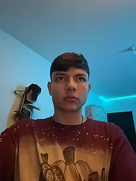 Snapshot of alandelrey57 chatting on 10/29/25, 05:10 alandelrey57 online show from 10/29/25, 05:10