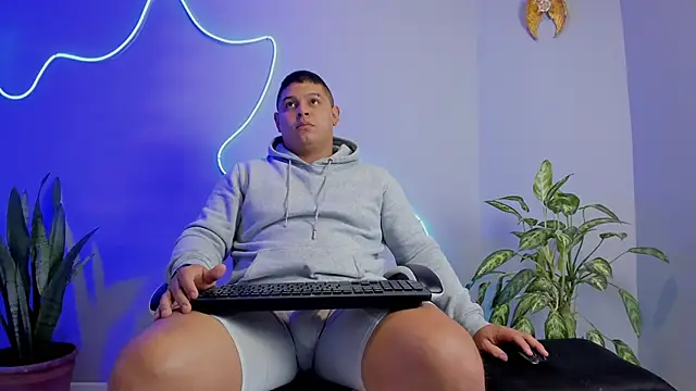 Maximus Steel online show from 10/13/25, 11:10