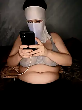 Lamia Queen  online show from 10/08/25, 02:31