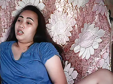 Snapshot of Pinay_Chubby20 chatting on 09/12/25, 08:25 Pinay Chubby20 online show from 09/12/25, 08:25