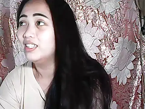 Snapshot of Pinay_Chubby20 chatting on 09/15/25, 11:10 Pinay Chubby20 online show from 09/15/25, 11:10