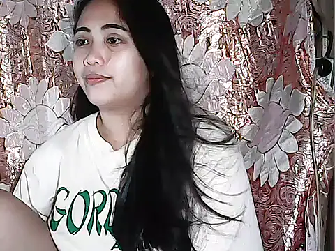 Snapshot of Pinay_Chubby20 chatting on 09/16/25, 12:39 Pinay Chubby20 online show from 09/16/25, 12:39