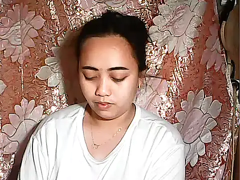 Snapshot of Pinay_Chubby20 chatting on 09/21/25, 09:49 Pinay Chubby20 online show from 09/21/25, 09:49