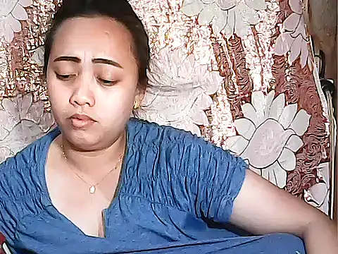 Snapshot of Pinay_Chubby20 chatting on 10/09/25, 11:19 Pinay Chubby20 online show from 10/09/25, 11:19