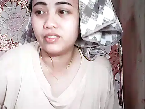 Snapshot of Pinay_Chubby20 chatting on 10/11/25, 02:33 Pinay Chubby20 online show from 10/11/25, 02:33