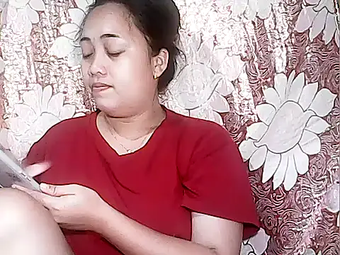 Snapshot of Pinay_Chubby20 chatting on 10/21/25, 08:53 Pinay Chubby20 online show from 10/21/25, 08:53