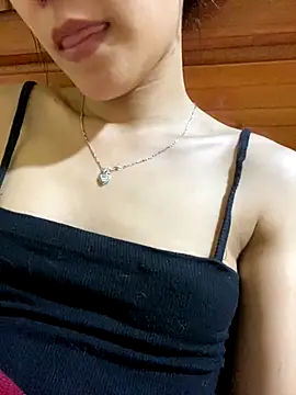 Snapshot of Sayhi_xo chatting on 10/18/25, 09:10 Sayhi xo online show from 10/18/25, 09:10