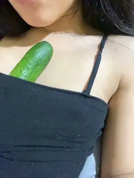 Snapshot of Sayhi_xo chatting on 10/30/25, 03:02 Sayhi xo online show from 10/30/25, 03:02